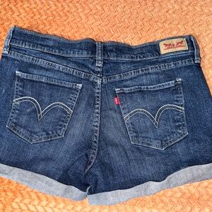 Levi's Classic Blue Denim with Red Tag